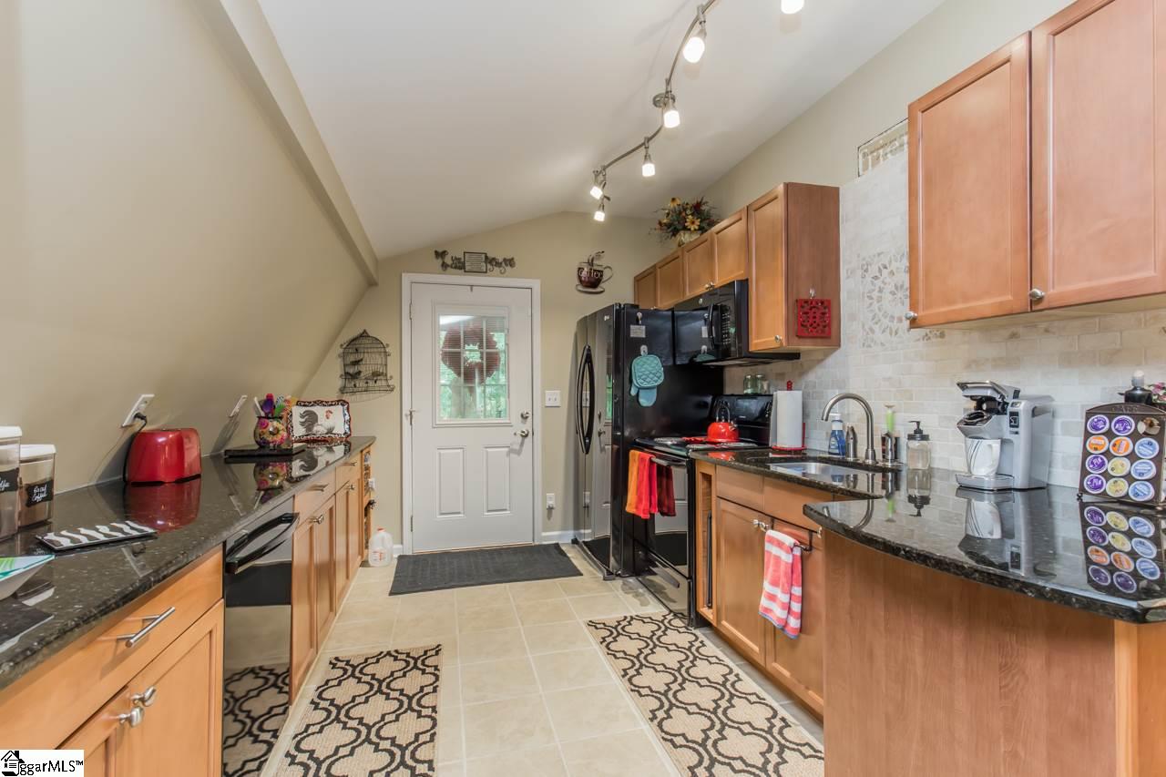 281 Weatherly Road Inman, SC 29349 - Photo 28 of 36