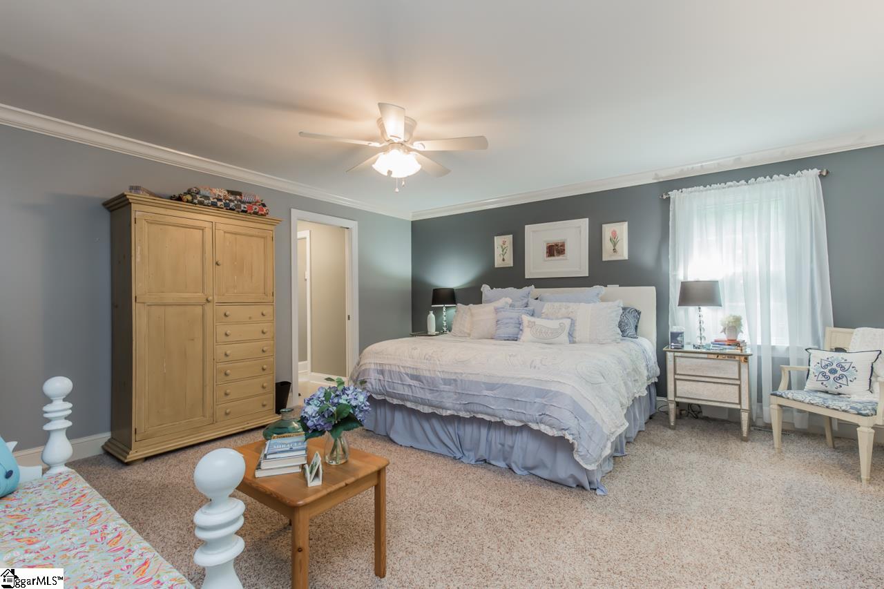281 Weatherly Road Inman, SC 29349 - Photo 4 of 36