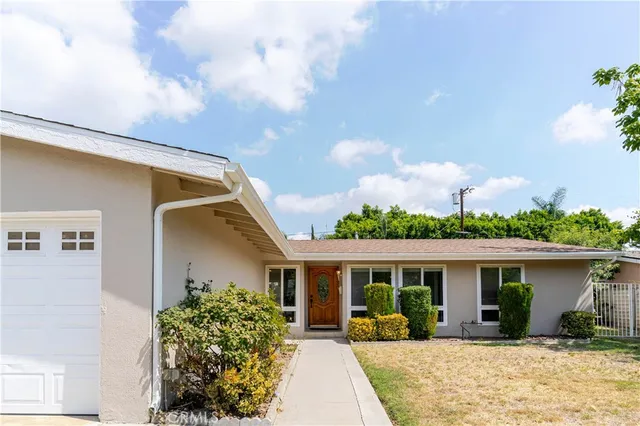 $4,800 | 9518 Ruffner Avenue, Northridge, CA 91343