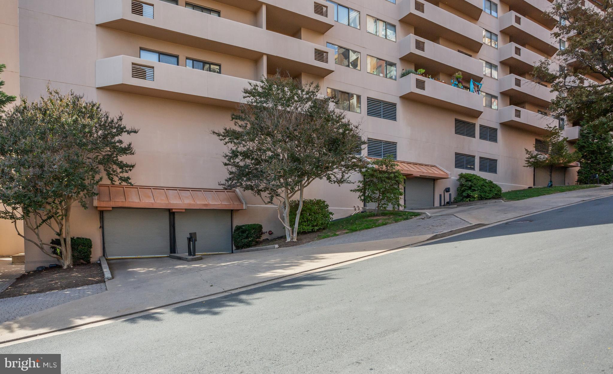 1301 North Courthouse Road, Unit 1711 Arlington, VA 22201 - Photo 26 of 29