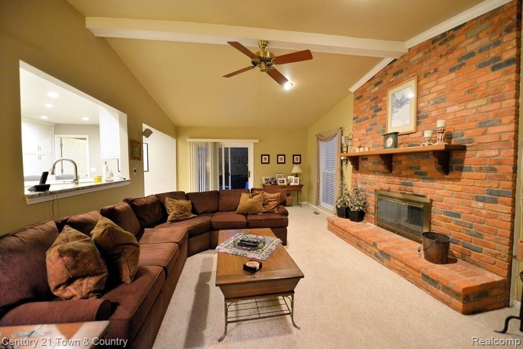 372 Shellbourne Drive Rochester Hills, MI 48309 - Photo 19 of 45