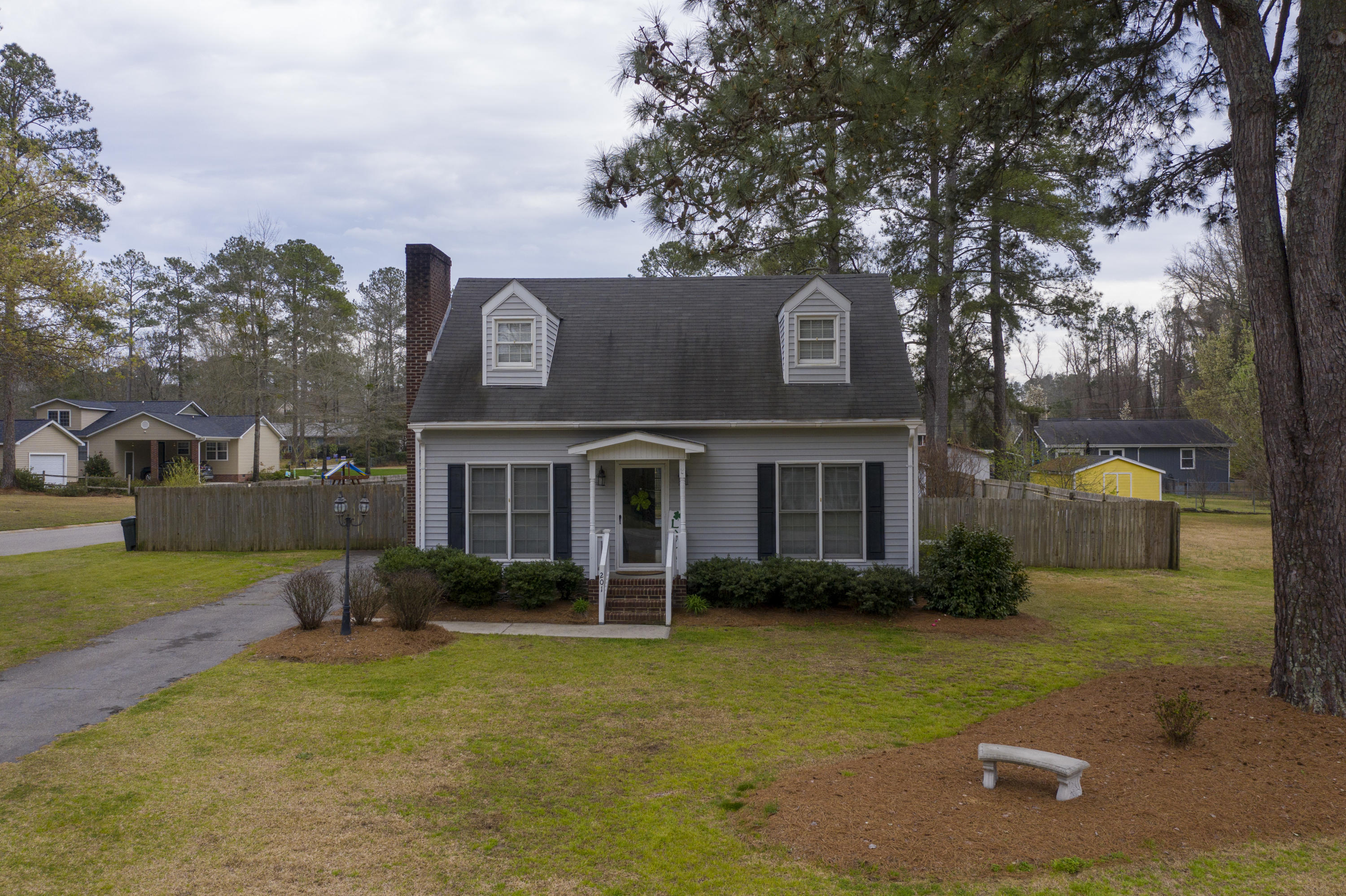 201 Evergreen Court Rockingham, NC 28379 - Photo 1 of 58 201 ~ _1
