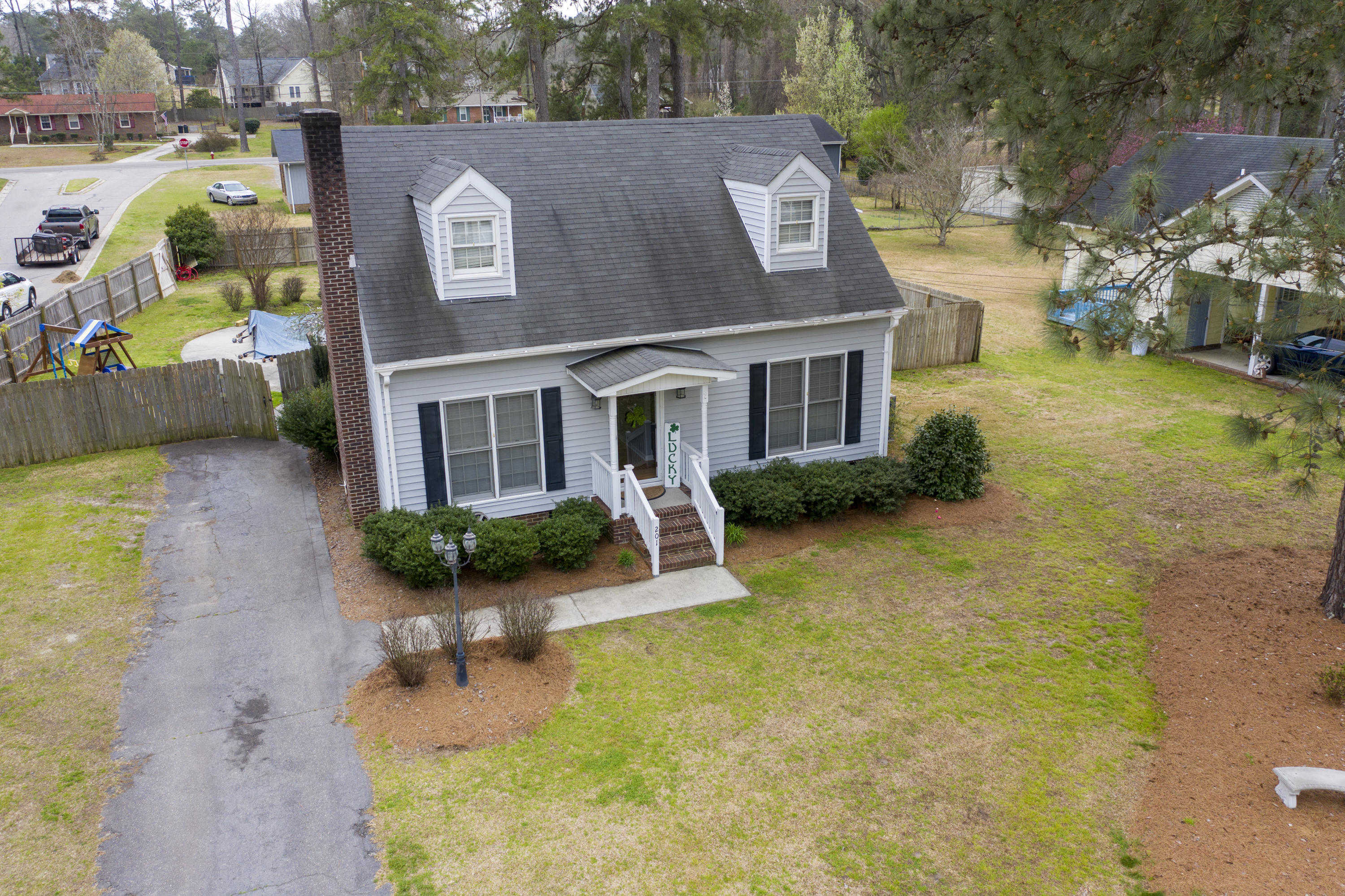 201 Evergreen Court Rockingham, NC 28379 - Photo 5 of 58 201 ~ _5