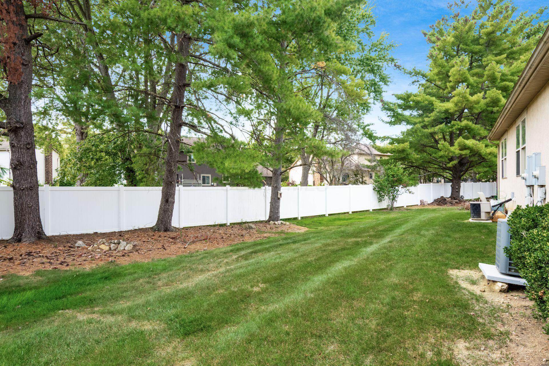 8351 Smoky Row Road Powell, OH 43065 - Photo 29 of 32 033_2a1b8df_g smoky row rd-66