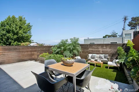 $1,295,000 | 215 Bradford Street, San Francisco, CA 94110