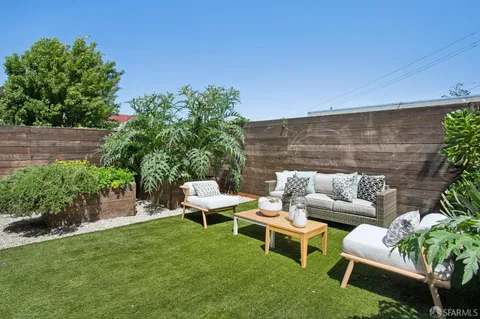 $1,295,000 | 215 Bradford Street, San Francisco, CA 94110