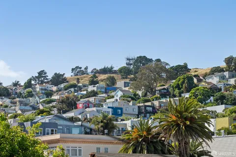 $1,295,000 | 215 Bradford Street, San Francisco, CA 94110