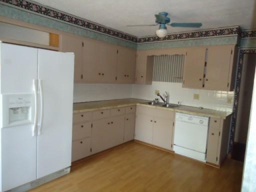 2804 Longfield Road Columbus, OH 43204 - Photo 2 of 4