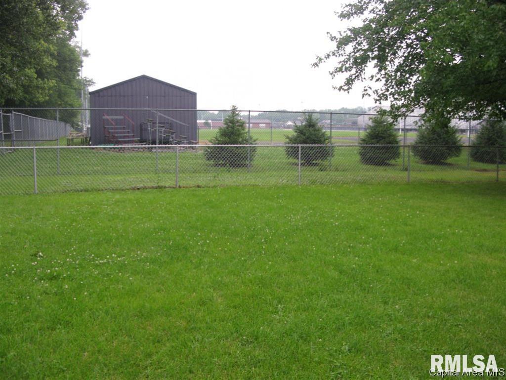 76 Camelot Drive Rochester, IL 62563 - Photo 14 of 15