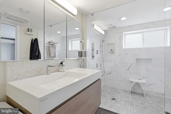 $429,900 | 200 Lombard Street, Unit 717, Philadelphia, PA 19147