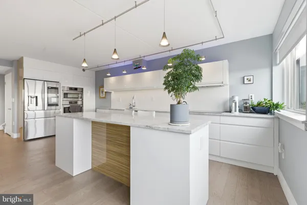 $429,900 | 200 Lombard Street, Unit 717, Philadelphia, PA 19147
