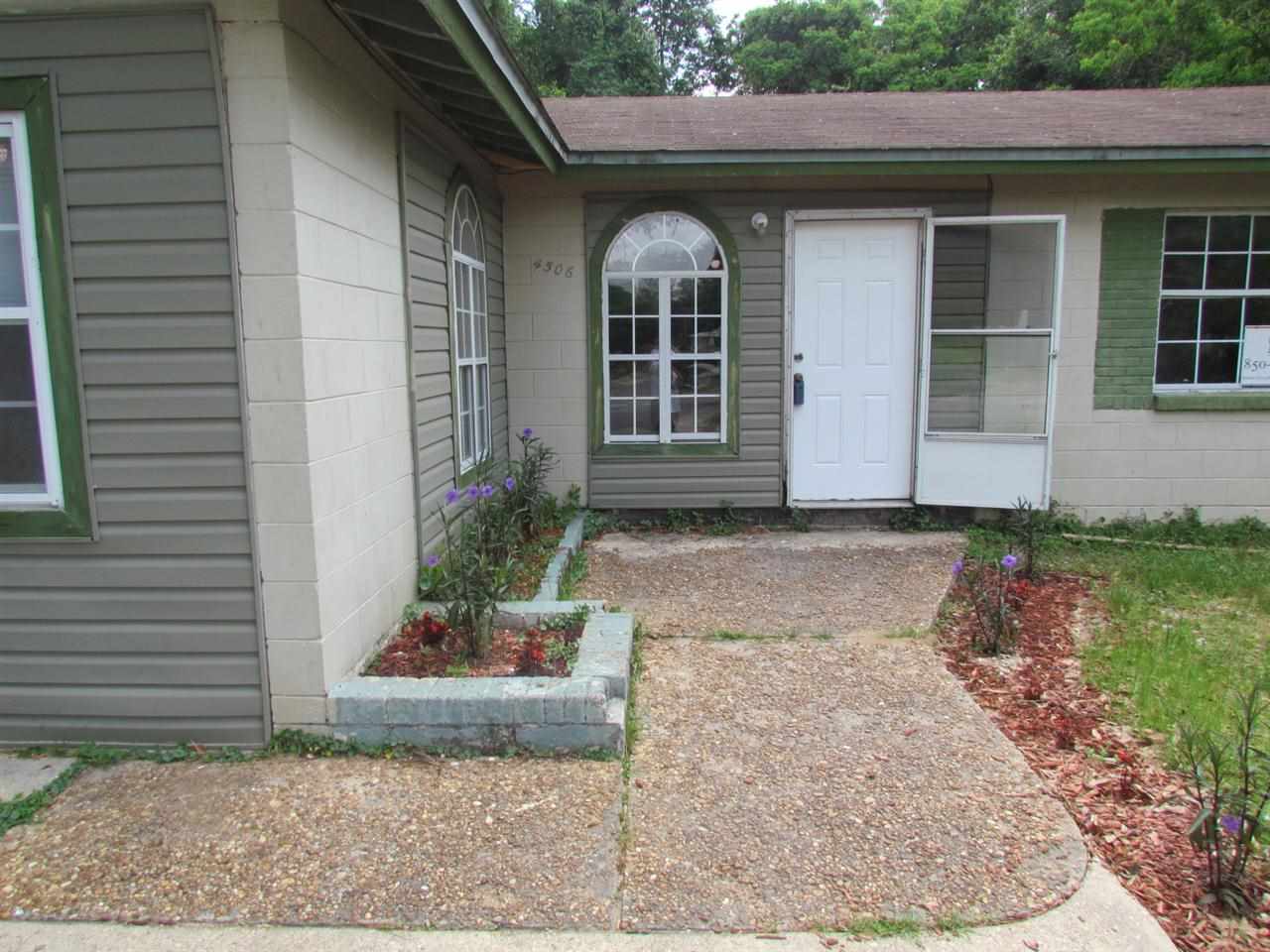 4506 East Montclair Road Pensacola, FL 32505 - Photo 1 of 15 Gallery Image 1