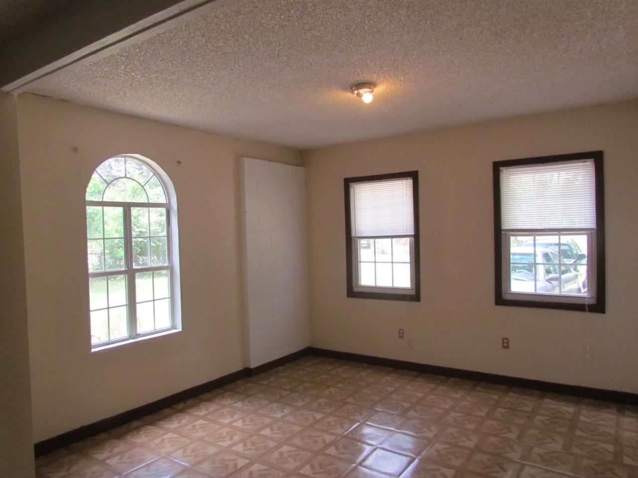 4506 East Montclair Road Pensacola, FL 32505 - Photo 6 of 15 Gallery Image 6