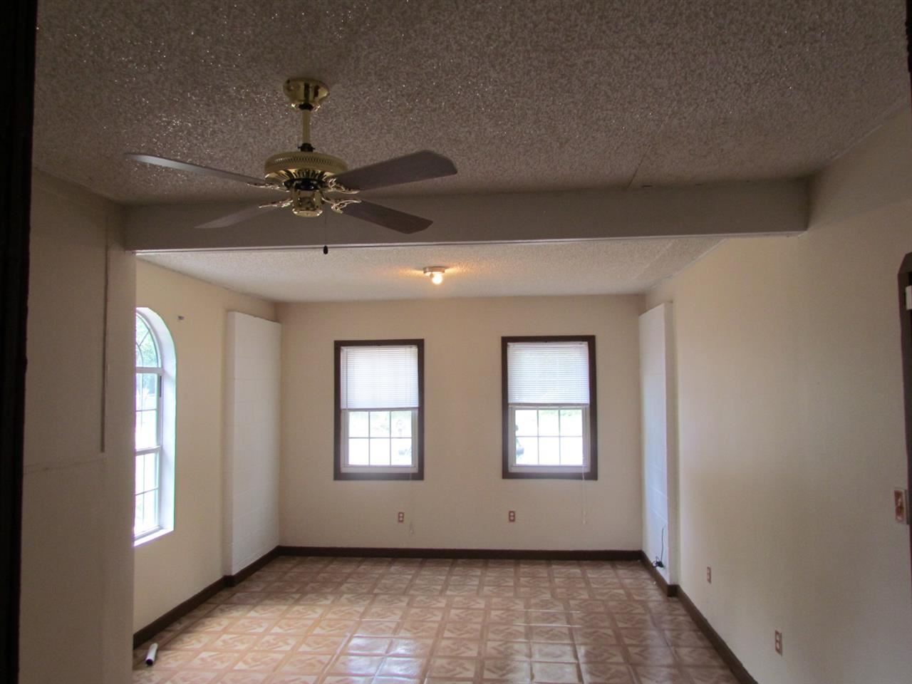 4506 East Montclair Road Pensacola, FL 32505 - Photo 7 of 15 Gallery Image 7