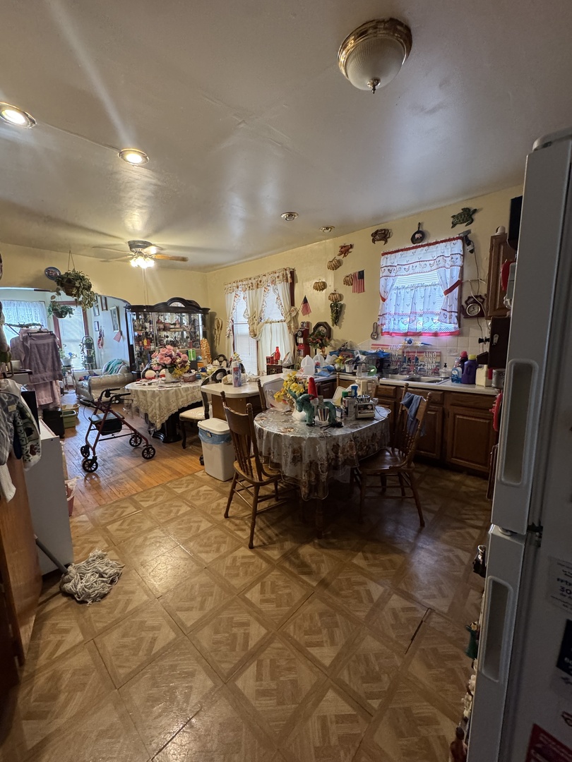 5448 West Iowa Street Chicago, IL 60651 - Photo 4 of 7