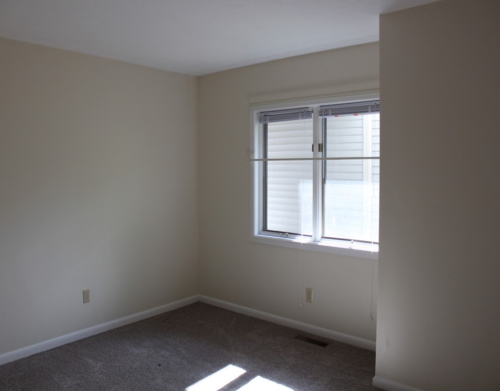 704 Beacon Park Road, Unit 704 Webster, MA 01570 - Photo 15 of 34 Gallery Image 15