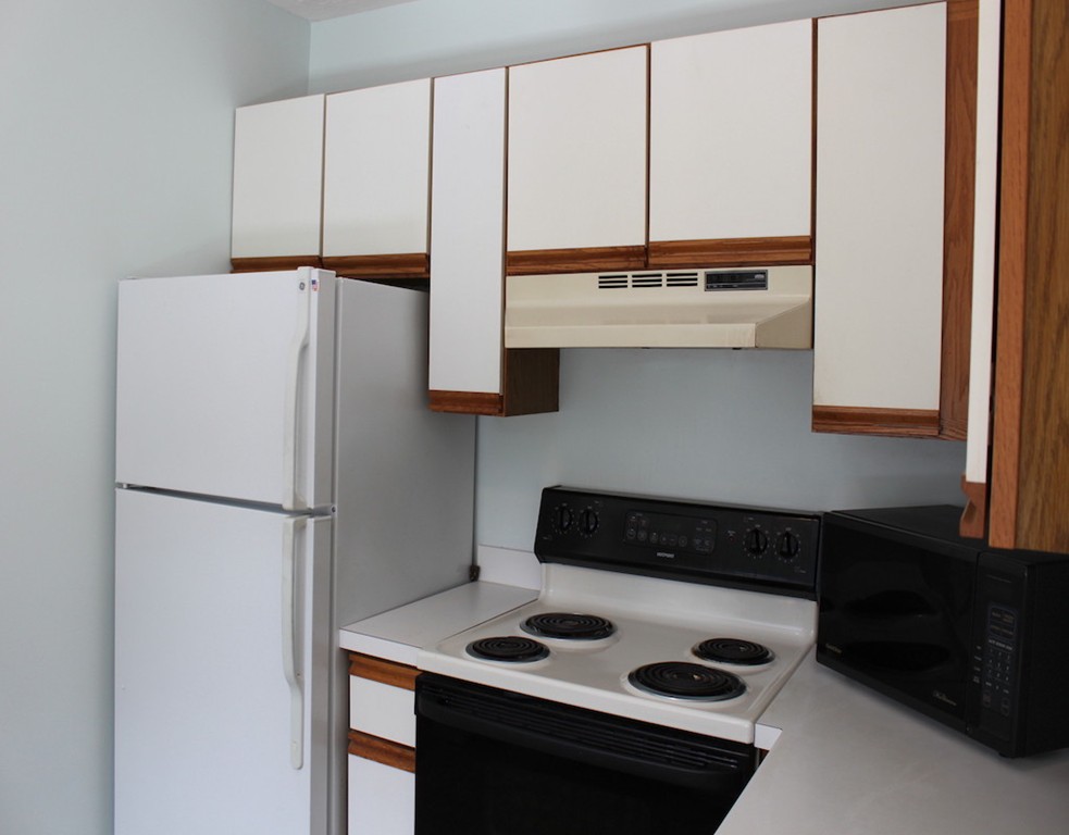 704 Beacon Park Road, Unit 704 Webster, MA 01570 - Photo 6 of 34 Gallery Image 6