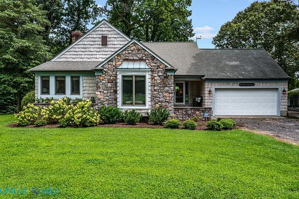 $690,000 | 103 Bayview Drive, Lancaster, VA 22503