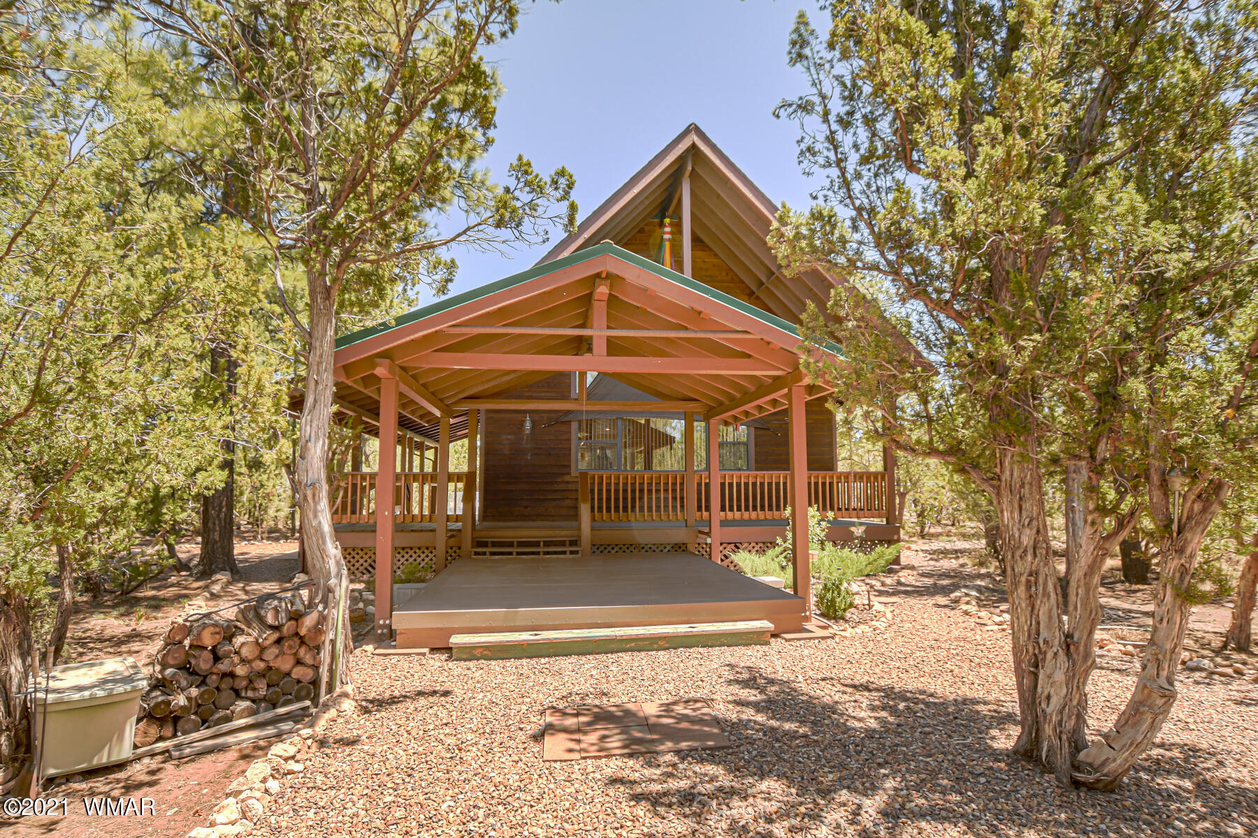 2084 Round-Up Road Overgaard, AZ 85933 - Photo 3 of 33