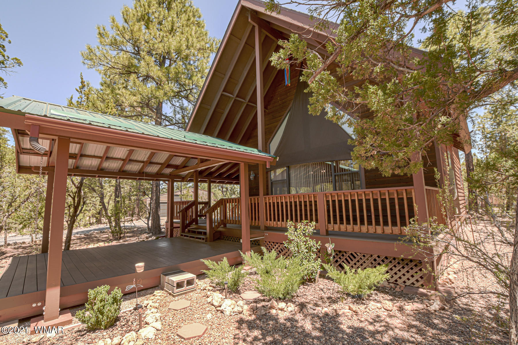 2084 Round-Up Road Overgaard, AZ 85933 - Photo 4 of 33