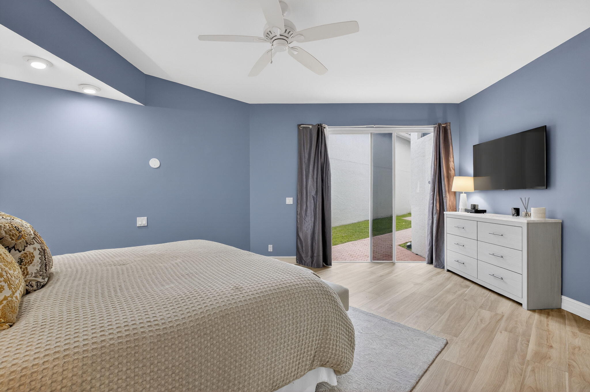 2464 Northwest 66th Drive Boca Raton, FL 33496 - Photo 26 of 72 26-web-or-mls-029_DSC_0330