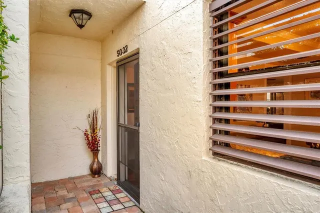 a view of a bathroom