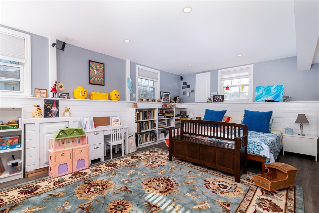 264 Turner Road Rockland, MA 02370 - Photo 17 of 42 Gallery Image 17