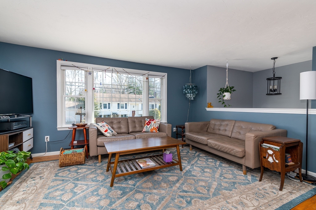 264 Turner Road Rockland, MA 02370 - Photo 3 of 42 Gallery Image 3