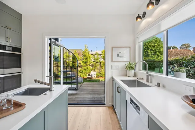 $1,325,000 | 1609 Kains Avenue, Berkeley, CA 94702
