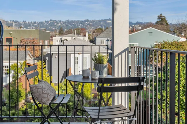 $1,325,000 | 1609 Kains Avenue, Berkeley, CA 94702