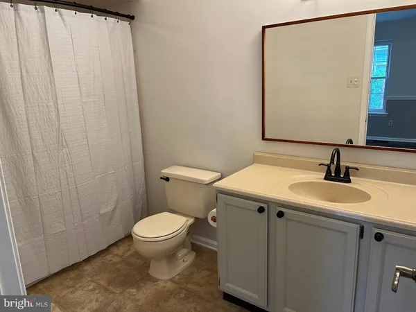 $2,600 | 32 Wyckwood Court, Newtown, PA 18940