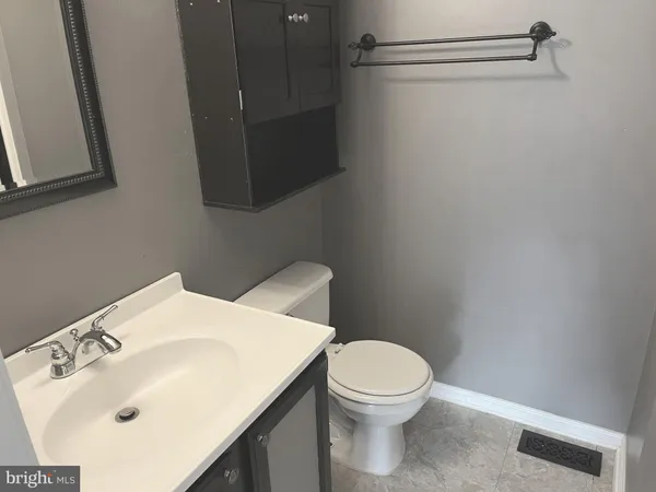 $2,600 | 32 Wyckwood Court, Newtown, PA 18940