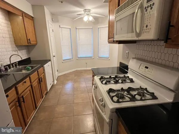 $2,600 | 32 Wyckwood Court, Newtown, PA 18940