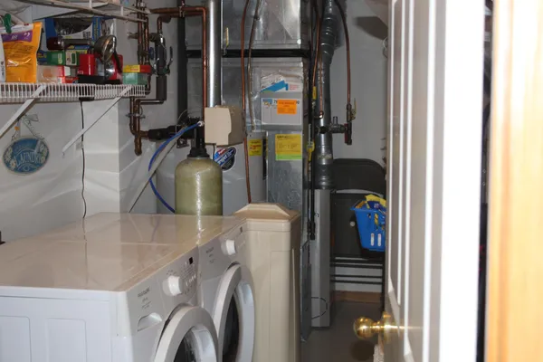 $267,000 | 6889 Folkestone Road, Unit 711, Apple Valley, MN 55124