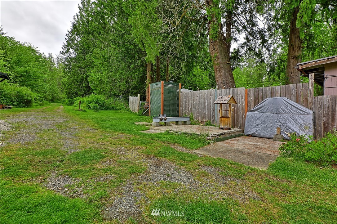 18812 Lerch Road Snohomish, WA 98290 - Photo 14 of 35 a view of a backyard