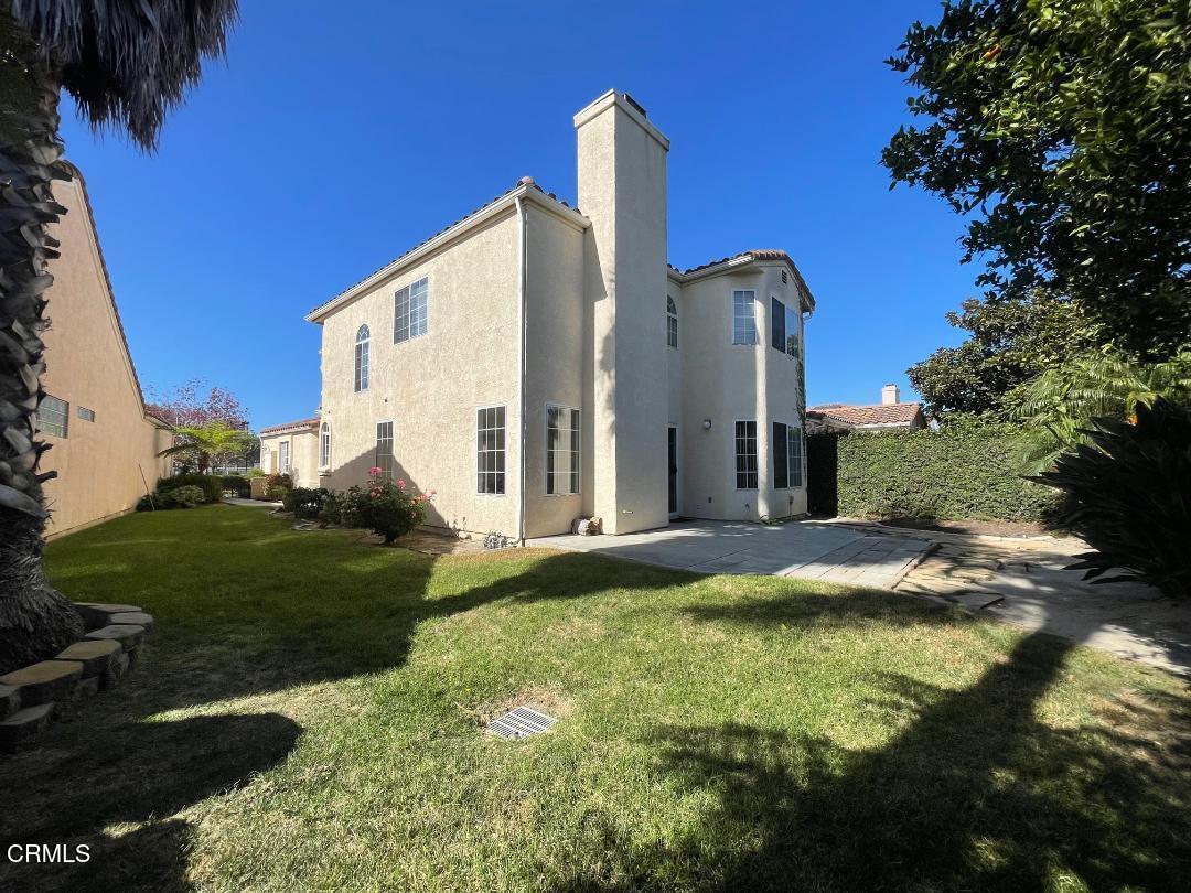 2186 Eastridge Loop Oxnard, CA 93036 - Photo 5 of 39 6