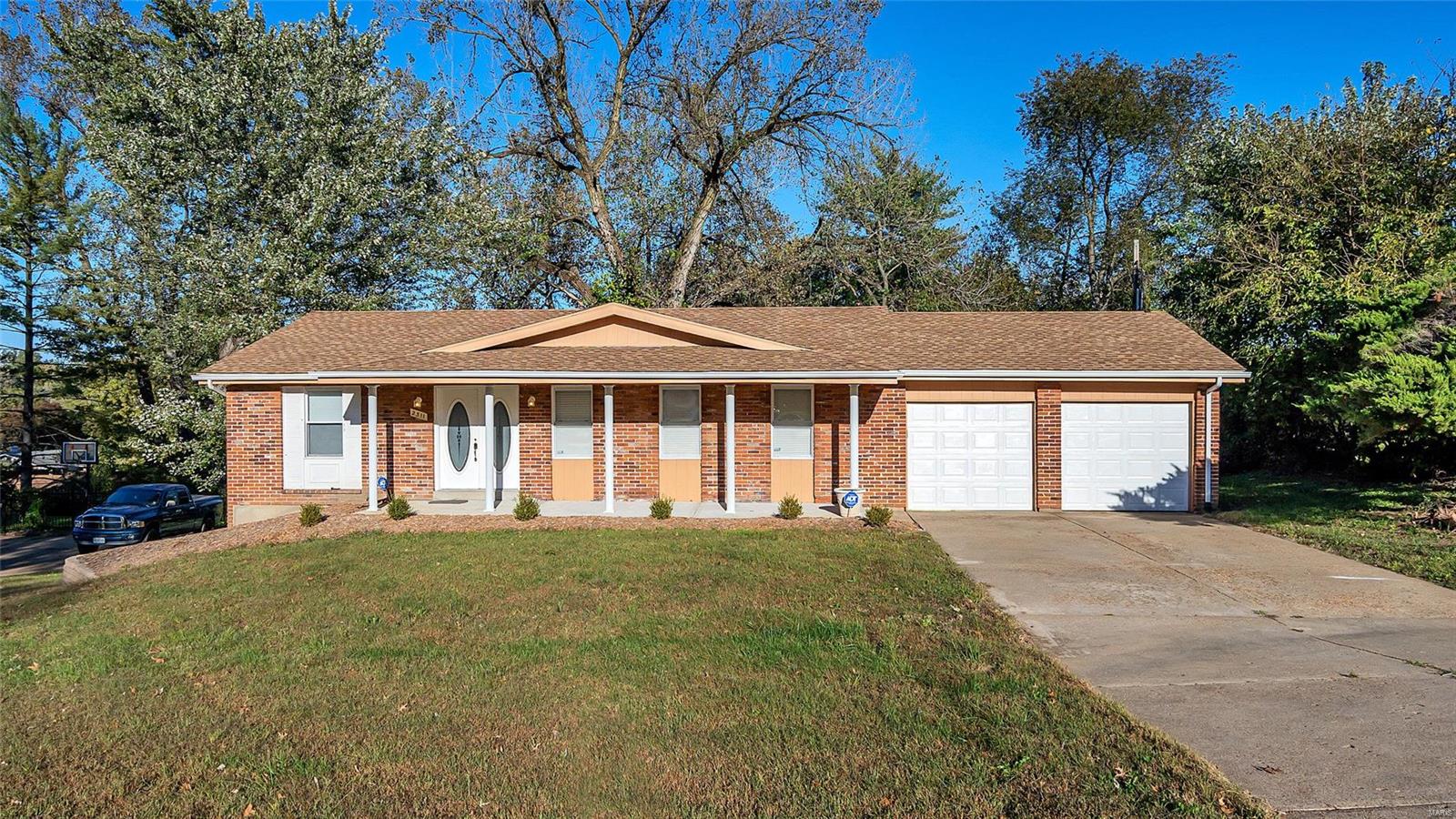 2311 Fair Acres Road St. Louis, MO 63136 - Photo 1 of 36