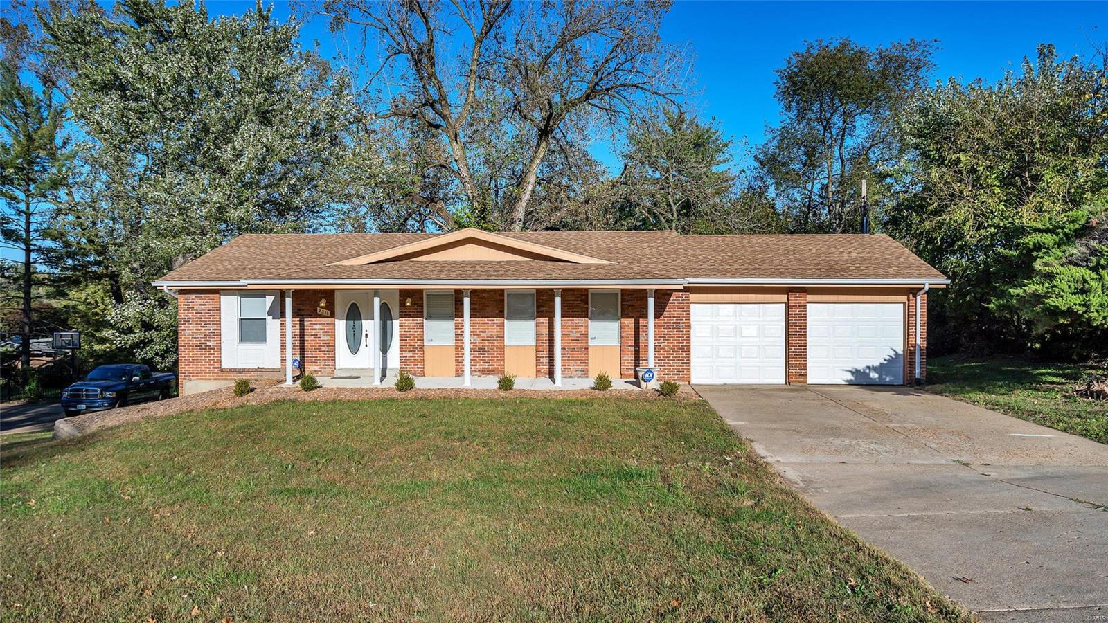 2311 Fair Acres Road St. Louis, MO 63136 - Photo 2 of 36