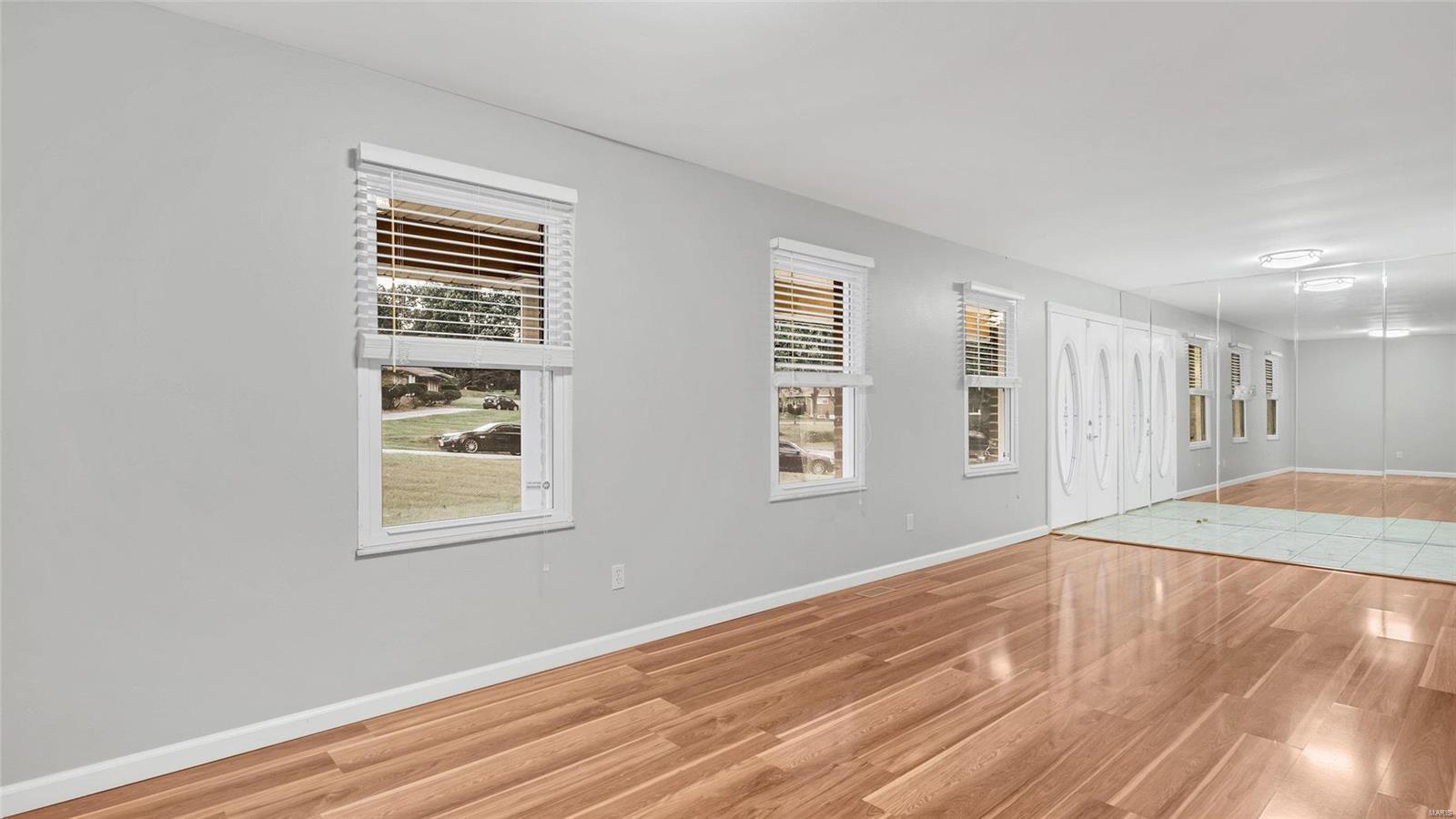 2311 Fair Acres Road St. Louis, MO 63136 - Photo 6 of 36