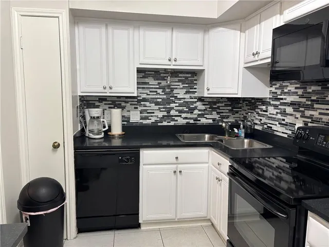 $2,300 | 1750 St Charles Avenue, Unit 511, New Orleans, LA 70130