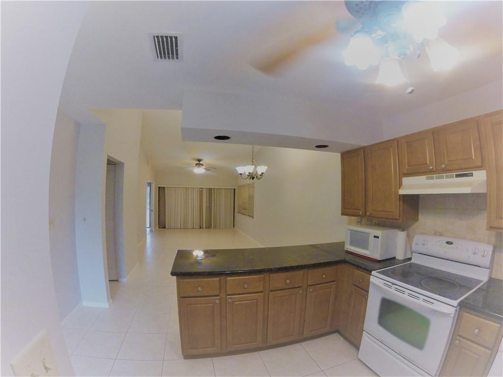 695 Banks Road, Unit 695 Margate, FL 33063 - Photo 8 of 32 Photo 8