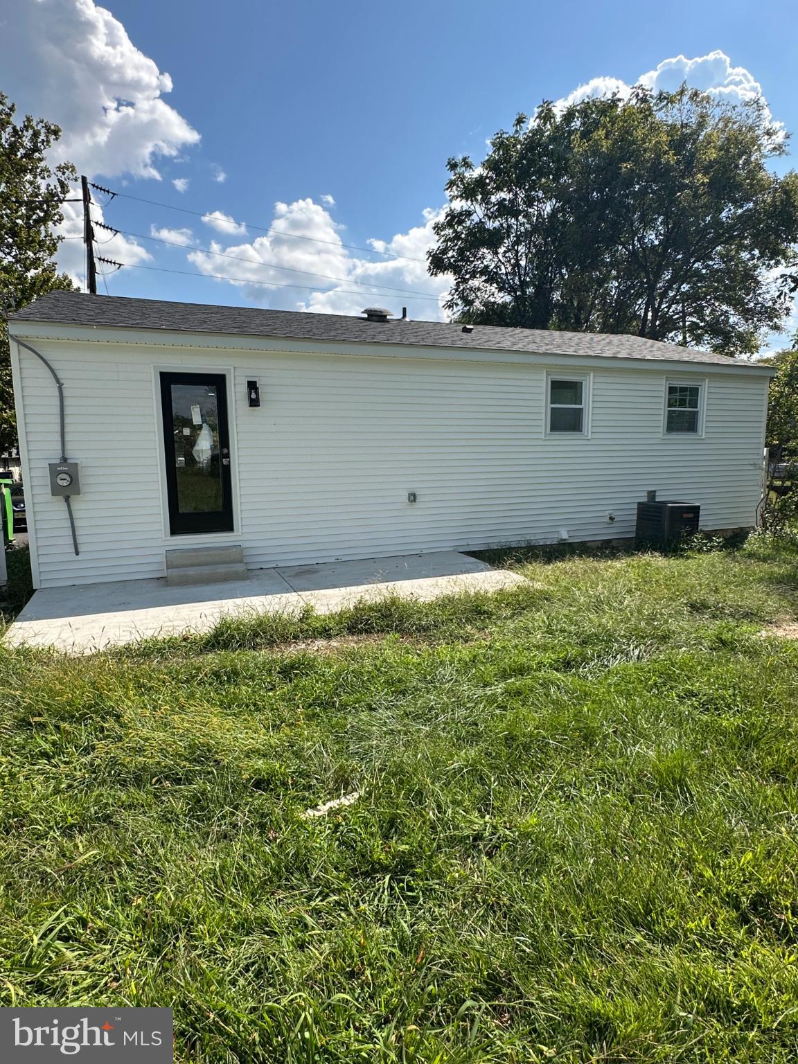 5725 Beaver Dam Road Bristol, PA 19007 - Photo 3 of 16 Gallery Image 3