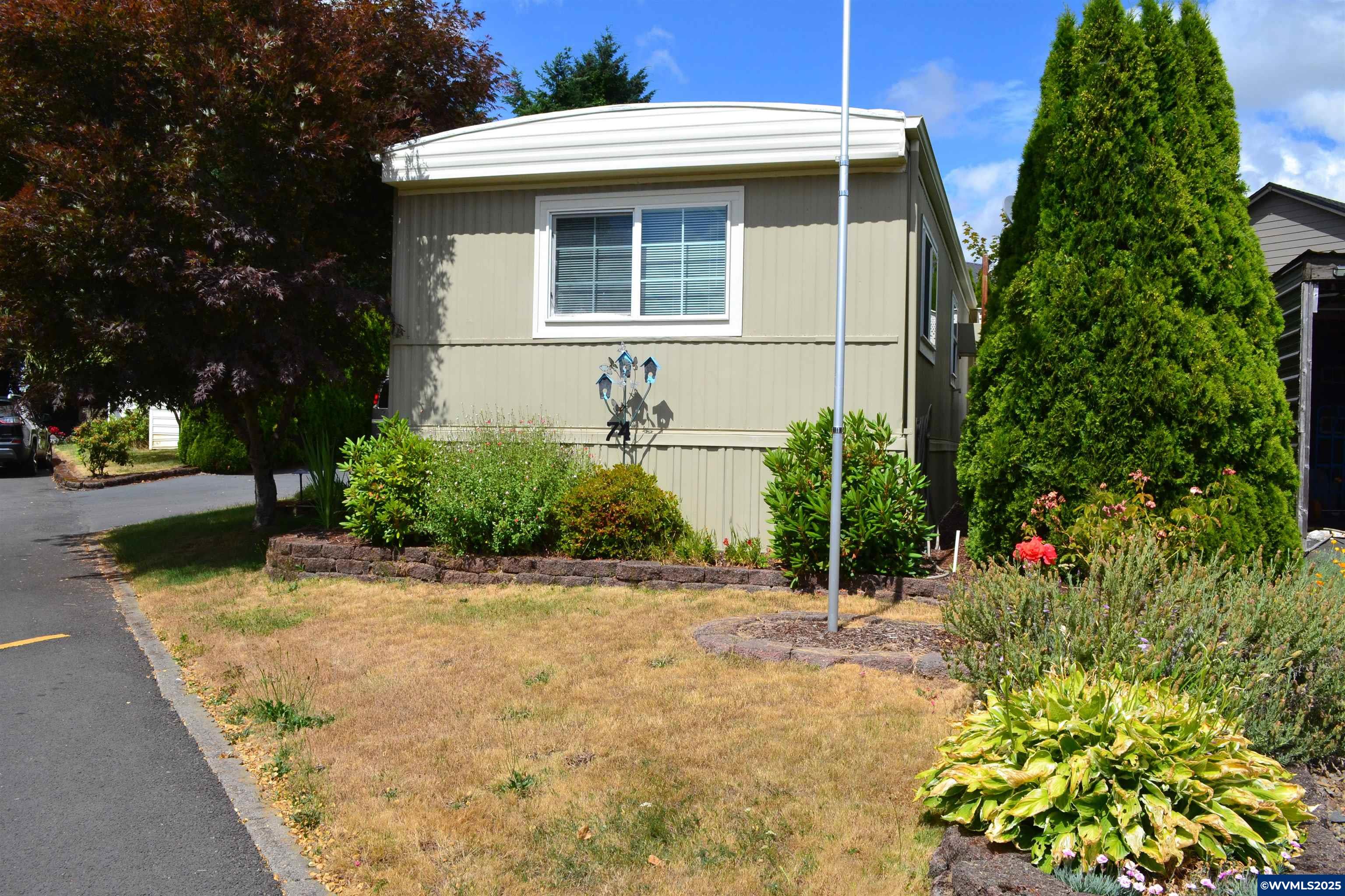 340 Northeast Crest Street, Unit 74 Sublimity, OR 97385 - Photo 2 of 27