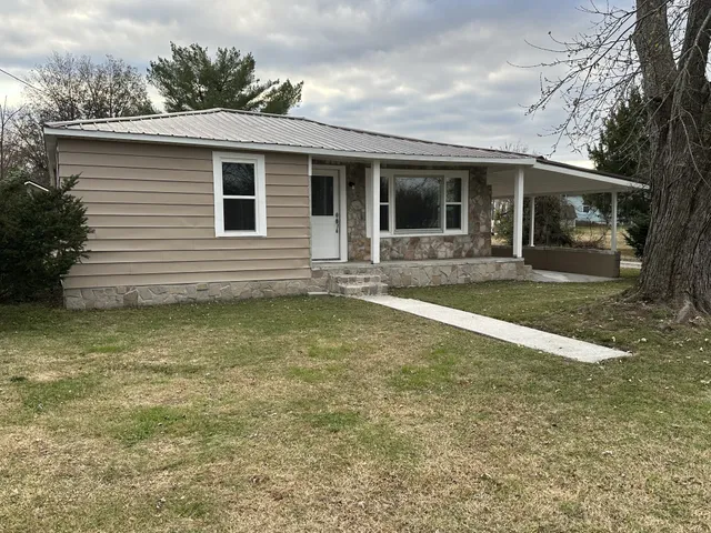 $219,900 | 404 Horton Street, Decherd, TN 37324