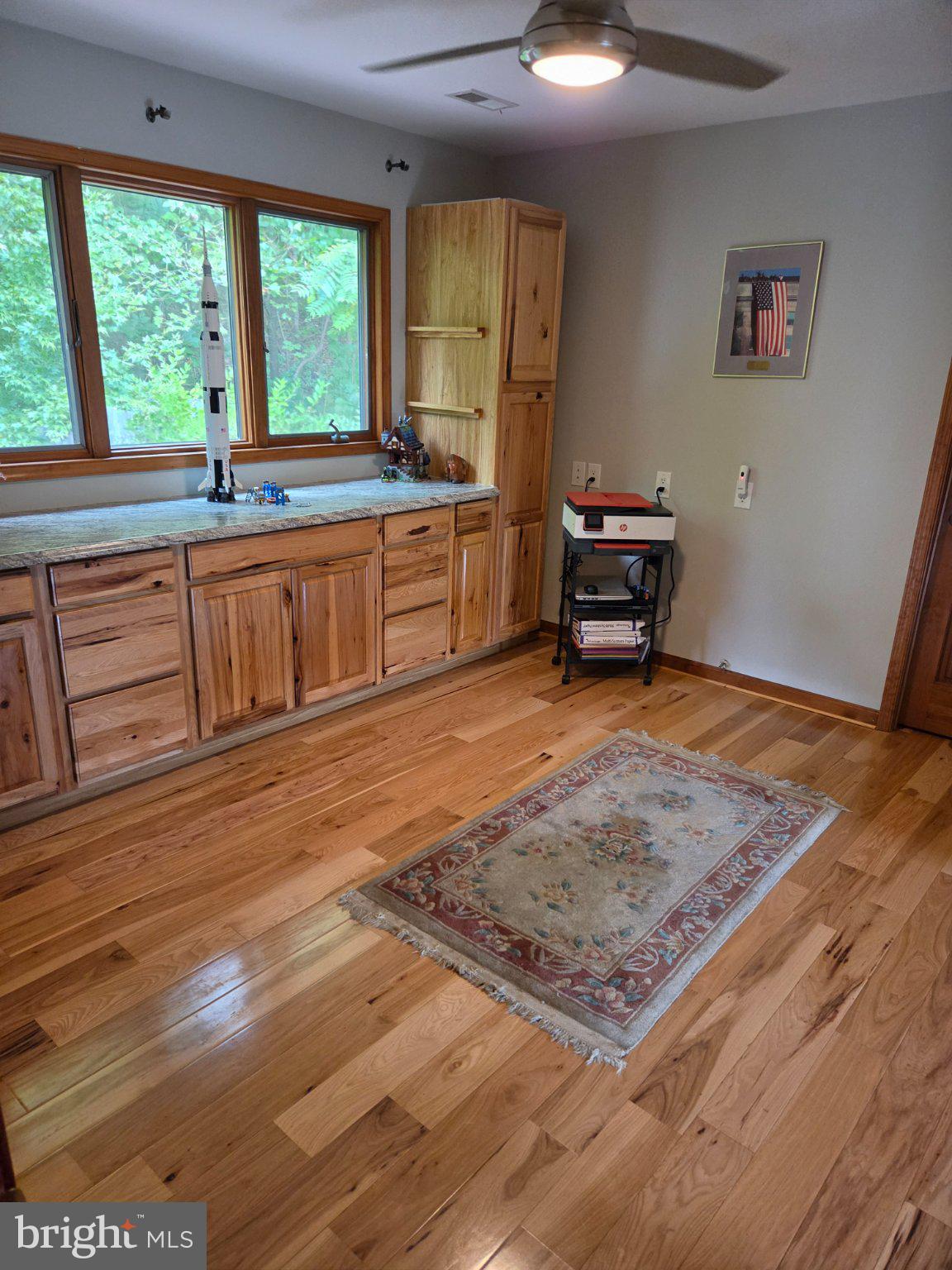 2033 Smith Run Road Bentonville, VA 22610 - Photo 37 of 71 Sitting room, upper level