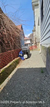 $165,000 | 109 Wyoming Street, Carbondale, PA 18407