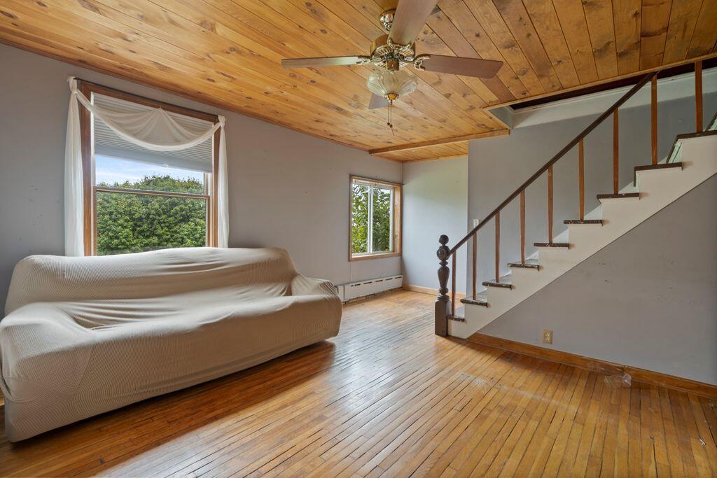 29 Mudget Hill Road Vassalboro, ME 04989 - Photo 18 of 66 Living Room