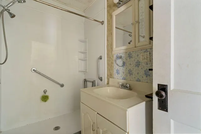 $290,000 | 29 Mudget Hill Road, Vassalboro, ME 04989