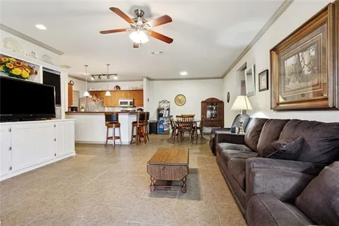 $159,900 | 350 Emerald Forest Boulevard, Unit 27107, Covington, LA 70433