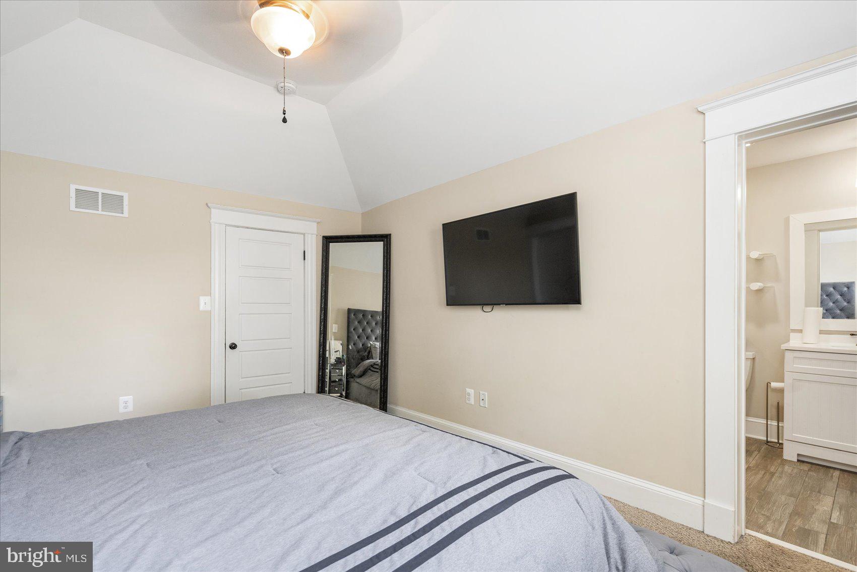 4419 Raspe Avenue Baltimore, MD 21206 - Photo 34 of 46